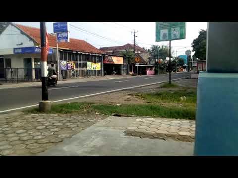 Video Kendaraan Lalu