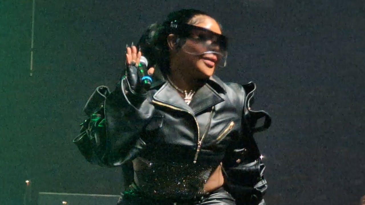 LIL KIM SPILLS DIDDY SECRETS During SHOW in PHILLY (2024)