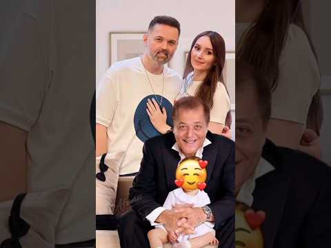 محمد محمود عبد العزيز يحيي ذكرى ميلاد والده الفنان الراحل محمود عبد العزيز معلقآ Shorts