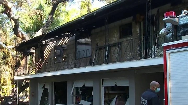 ‘It looked like hell:’ Large fire displaces 20 at Orlando apartment complex
