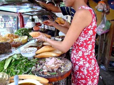 Making Banh Bi Dac Biet, Tiem Banh Mi Phuong