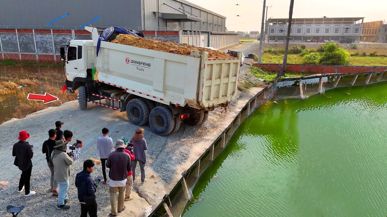 OHH!! Be Aware Starting Landfill Job! Use Dump Truck 25.5Ton & Dozer Working into Flooded! Mix VDO