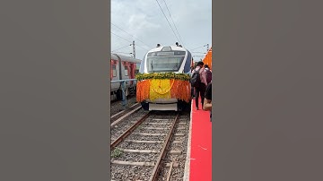Veraval to Sabaramati Vande Bharat Express #indianrailways #train