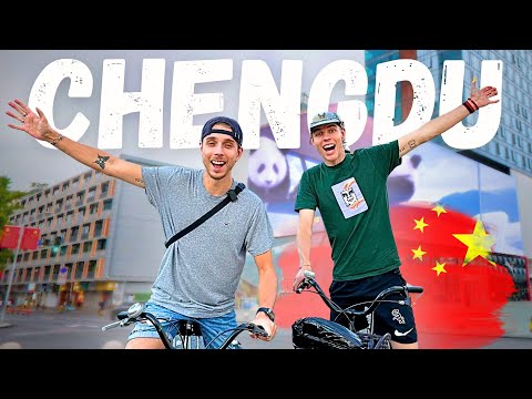 This ONLY Happens In CHENGDU