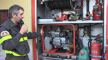 Cosa spruzzano i vigili del fuoco?