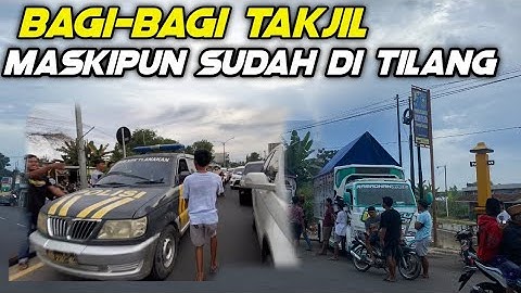 RENDI ANDIKA BAGI-BAGI TAKJIL, BIKIN MACET