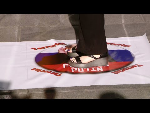 \"დაკეტეთ ლარსი\" - აქცია იუსტიციის სახლთან