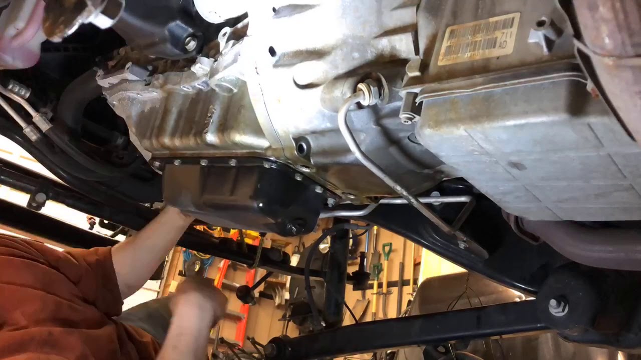Part 7 Removing the Jeep JK’s oil pan Time Lapse YouTube