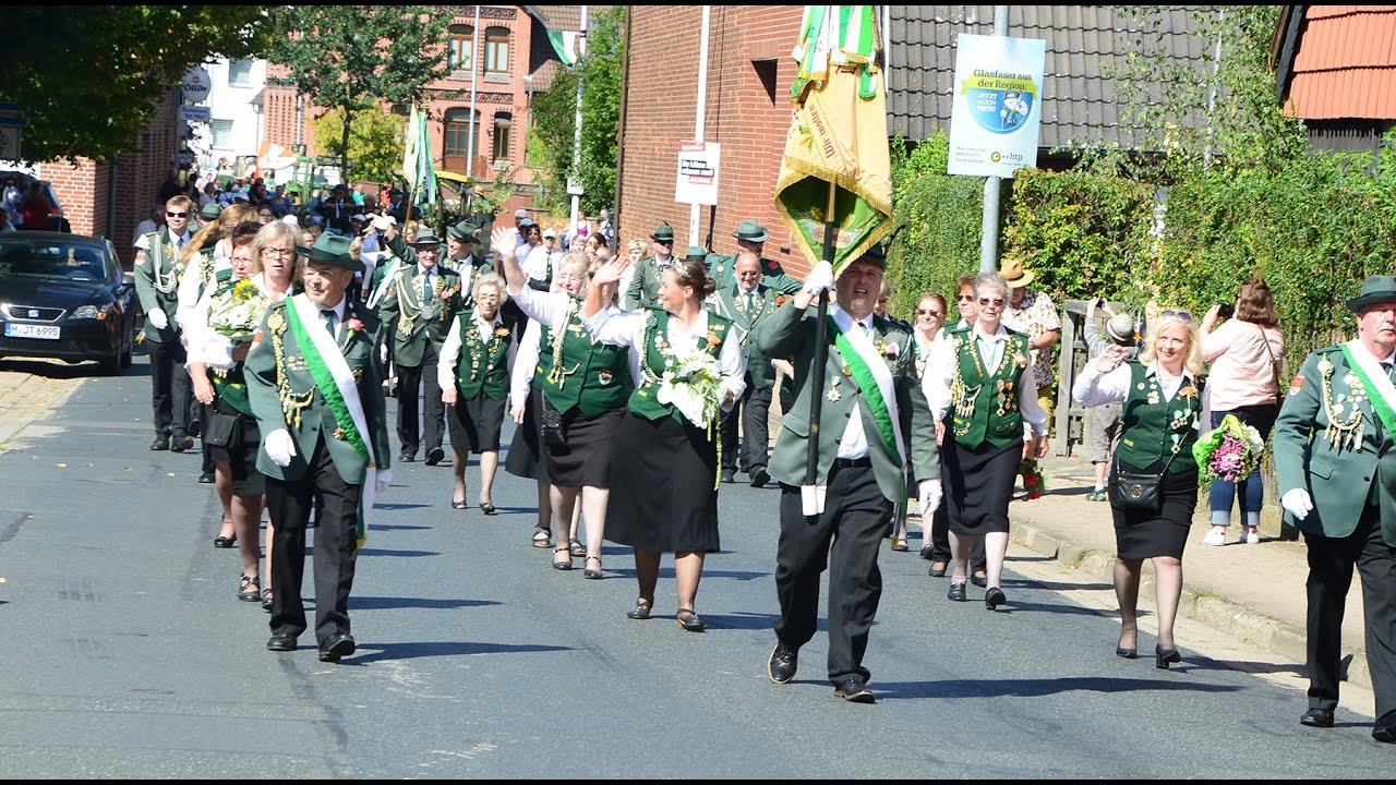 Volks- und Schützenfest Ahlten 2022: Großer Festumzug