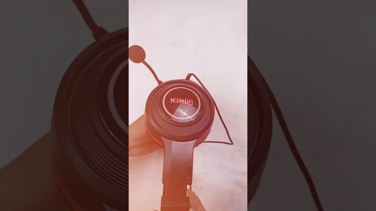 Headphone gaming dan live streaming