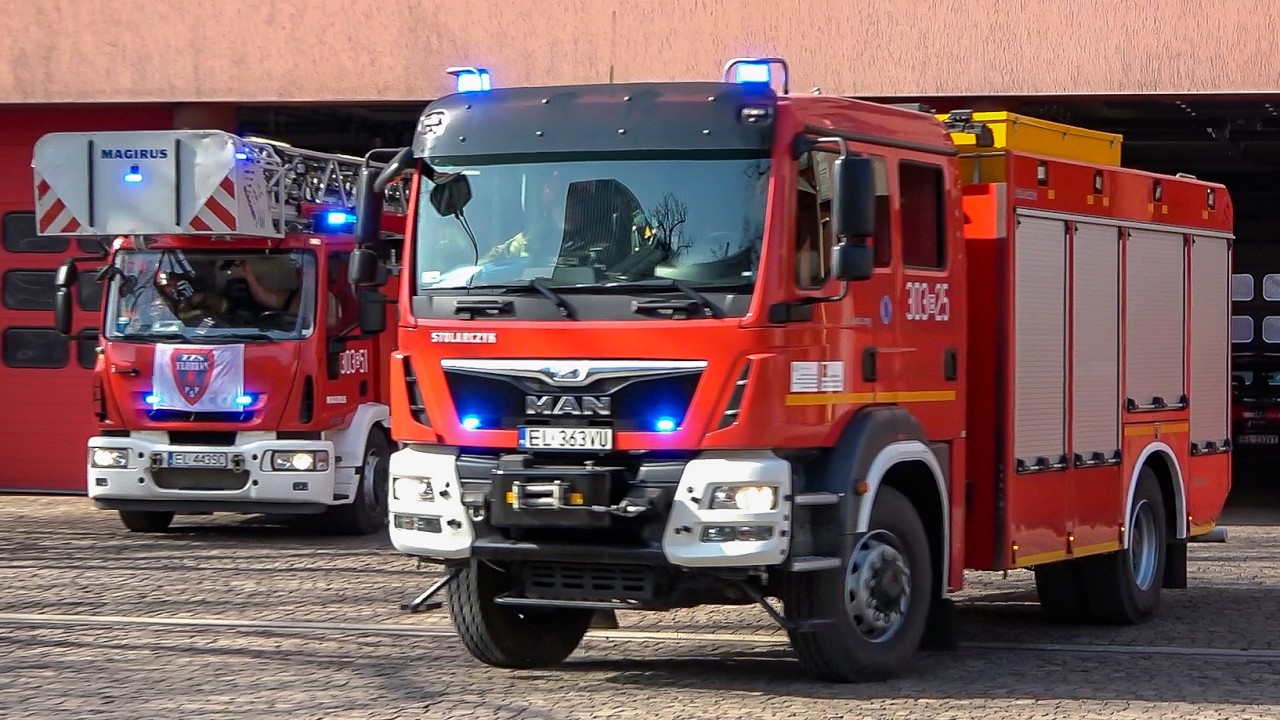 [🚨ŁÓDŹ FIRE RESPONSE] - Polish Fire Trucks 🚒 responding from 3 FIRE STATIONS to various emergencies!
