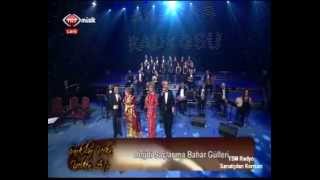 Koro - Değdi Saçlarıma Bahar Gülleri