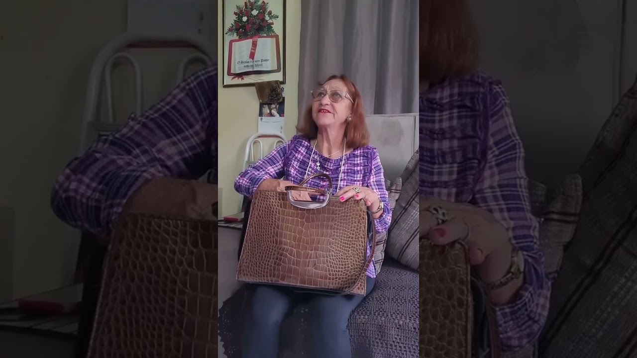 #empregada acusada de roubo