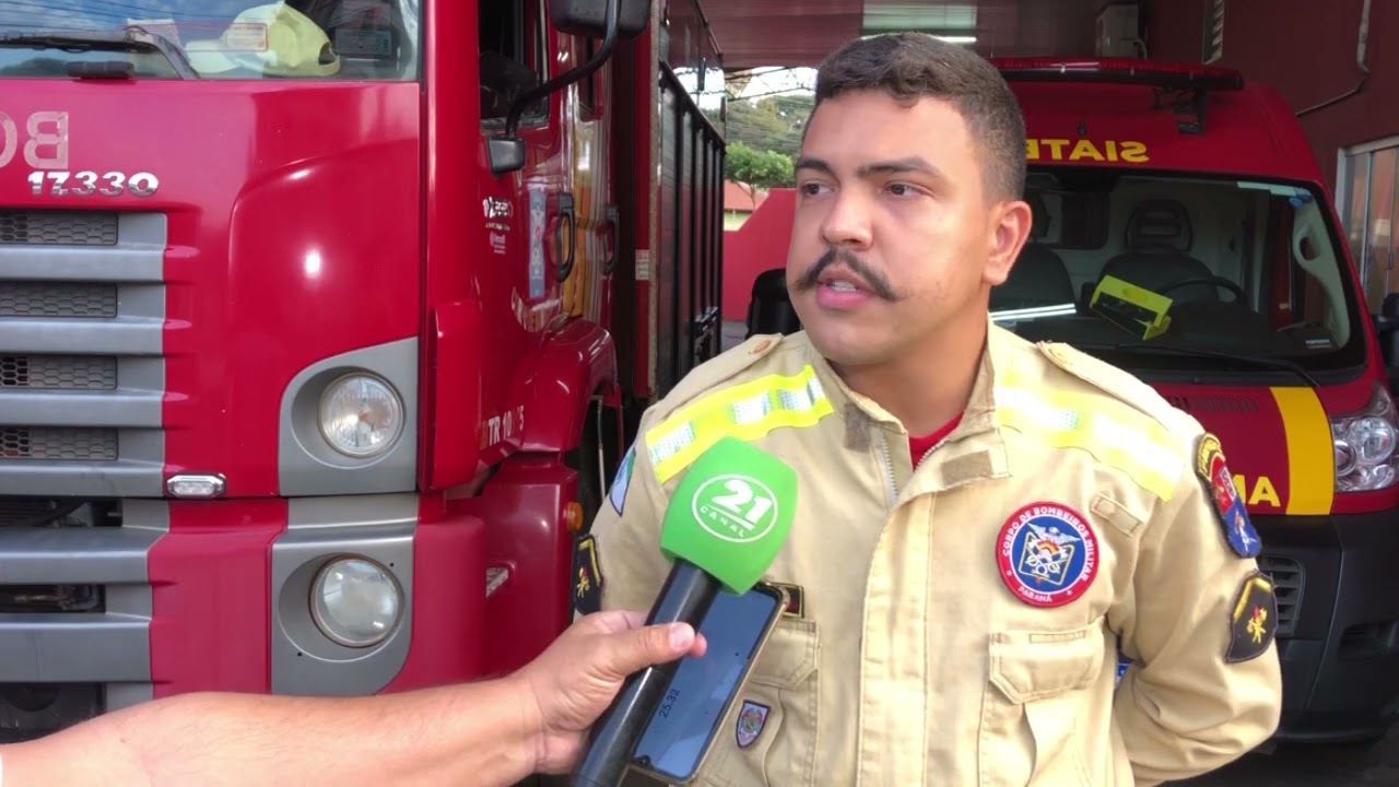 MOTOCICLISTA FERIDO EM COLISÃO AUTO X MOTO NA MÁRIO DE MENEZES EM IBIPORÃ 