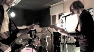 Video thumbnail of "Sore Eyelids - I Wish I Could Believin' You | Live in Henning's Basement | 2011"