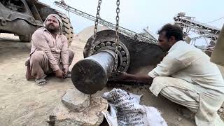 Jaw Crusher Machine Bearings Replacement | How To Replace Bearings #trending #automobile #foryou #uk