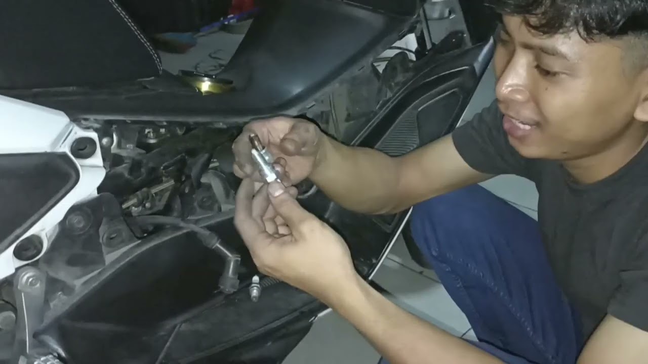 BUSI BRISK VS NGK G-Power VS ORI NMAX