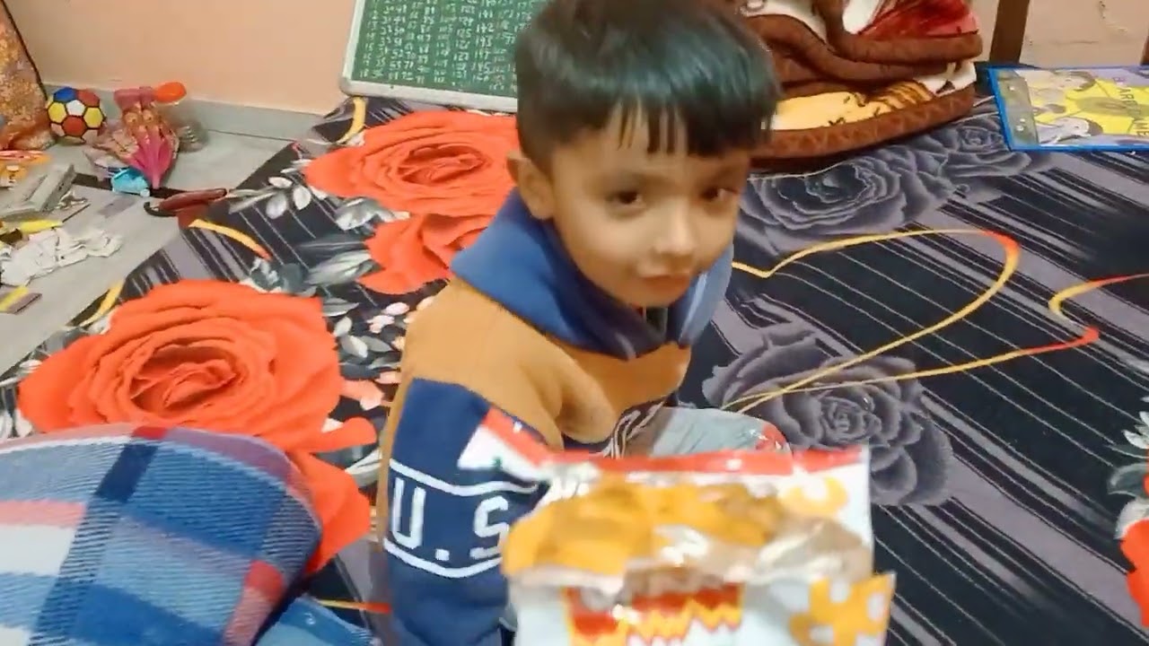 Crax Rings Magic Trick Toys Inside Unboxing | Free Gifts Inside | Snacks Unboxing |