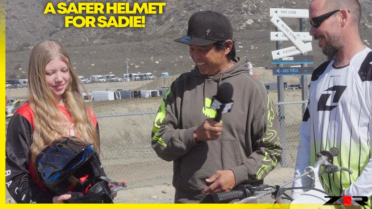 We Help a Dad Upgrade His Daughter's Safety & Style! | Z1R Helmet