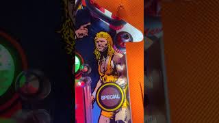 Royal Rumble pinball has amazing art