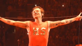 Harry Styles - “As it Was” live in Toronto (15/08)