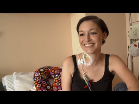 Video: 3 Möglichkeiten, jemanden zu unterstützen, bei dem Krebs diagnostiziert wurde