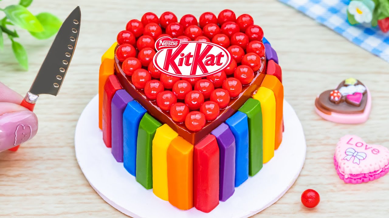 Mini Rainbow Cake Recipe With Chocolate | Beautiful Rainbow KitKat with ...