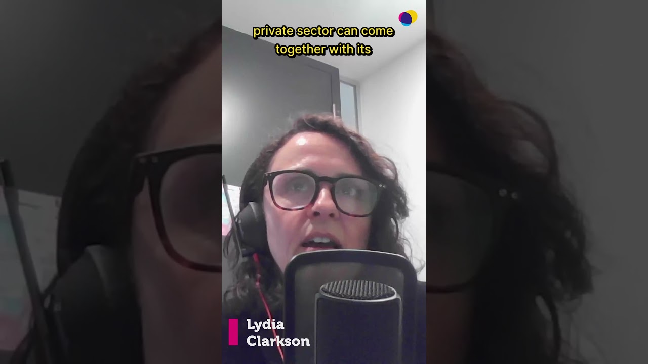 The benefits of the public and private sector working together with the local community