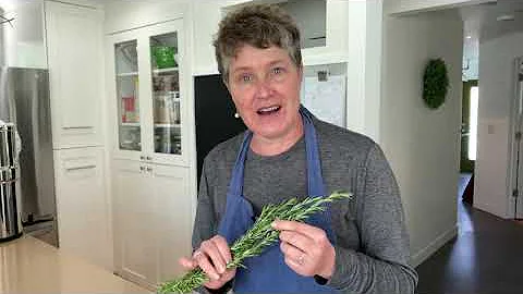 COOKING WITH ROSEMARY | Chopping and Mincing Tips