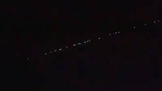 Rara filas de luces fue avistada en el cielo venezolano y causó pánico Fila De Luces En El Cielo