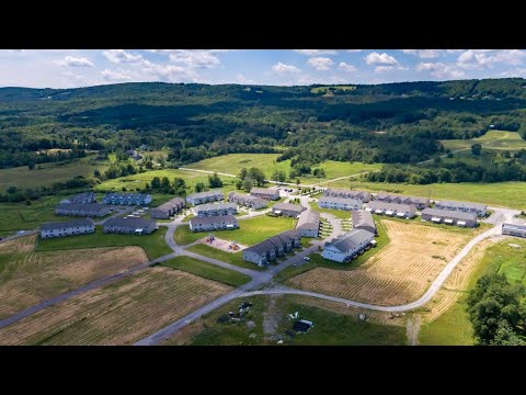Exploring the Vibrent Community in Bloomingburg, NY - Kiryas Yetev Lev