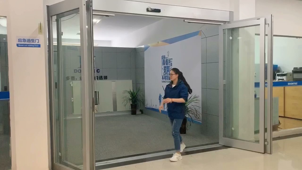 Emergency Breakout door system