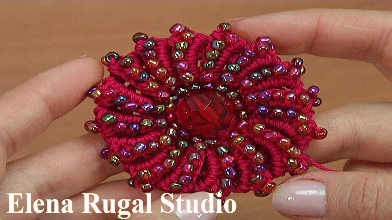 Цветок с навязками. Вязание с бисером Урок 165
