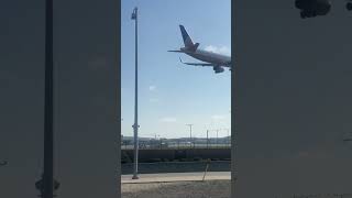 United Airlines Boeing 757 Arriving At LAX From Denver  planespotting lax boeing757 innout