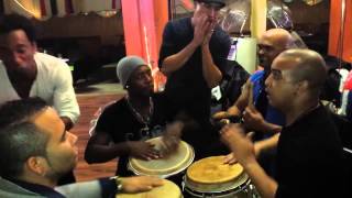 Palacio Congas, Fredyclan, Adan y Papito rumbeando en La Macumba Hamburg