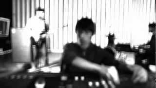 Dolls - official video clip