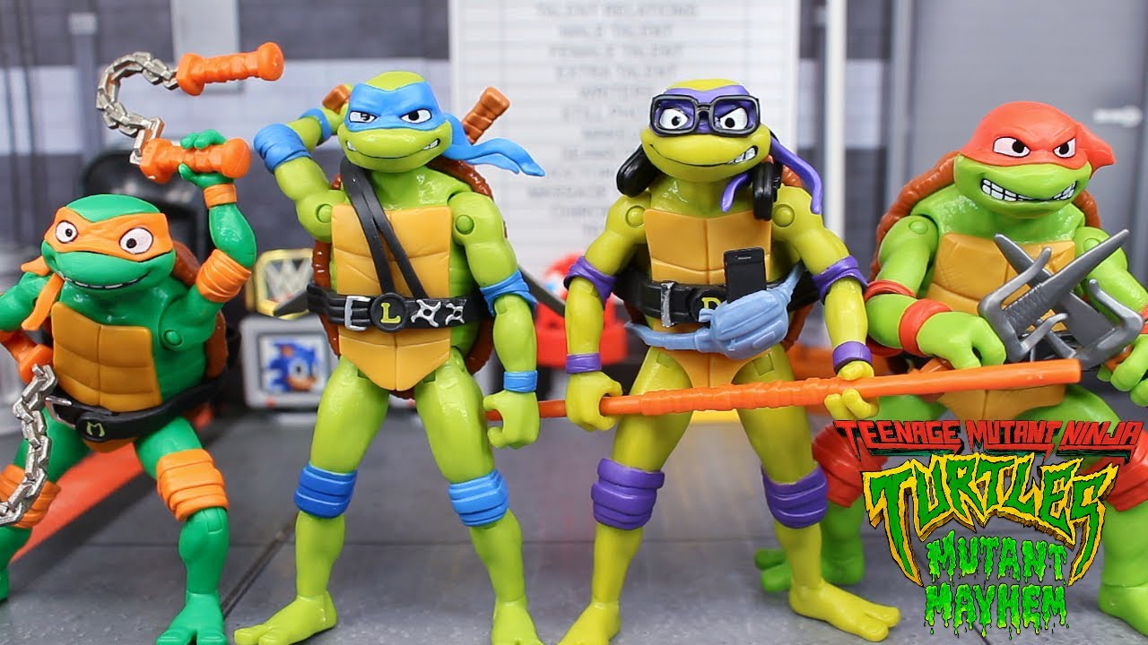 Teenage Mutant Ninja Turtles: Mutant Mayhem Bucket of Mini Figures