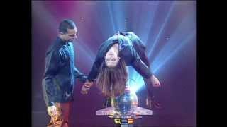 צביקה טוויק - אשליית השיפוד  TV magic show