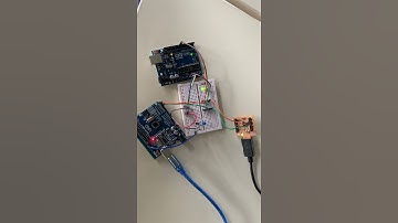 Communication week - I2C with 2 Arduino Uno (students) and 1 SAMD11C (teacher)
