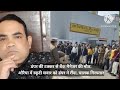 डंपर की टक्कर से बैंक मैनेजर की मौत:औरैया में स्कूटी सवार को डंपर ने रौंदा, चालक गिरफ्तार