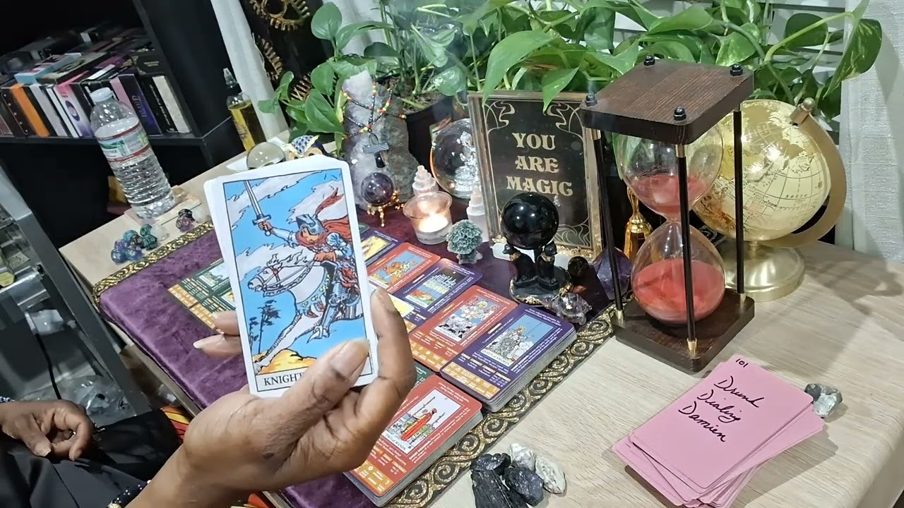 Они нервничают и смущаются, но возвращаются, чтобы соревноваться за вас.🧿🧿🧿