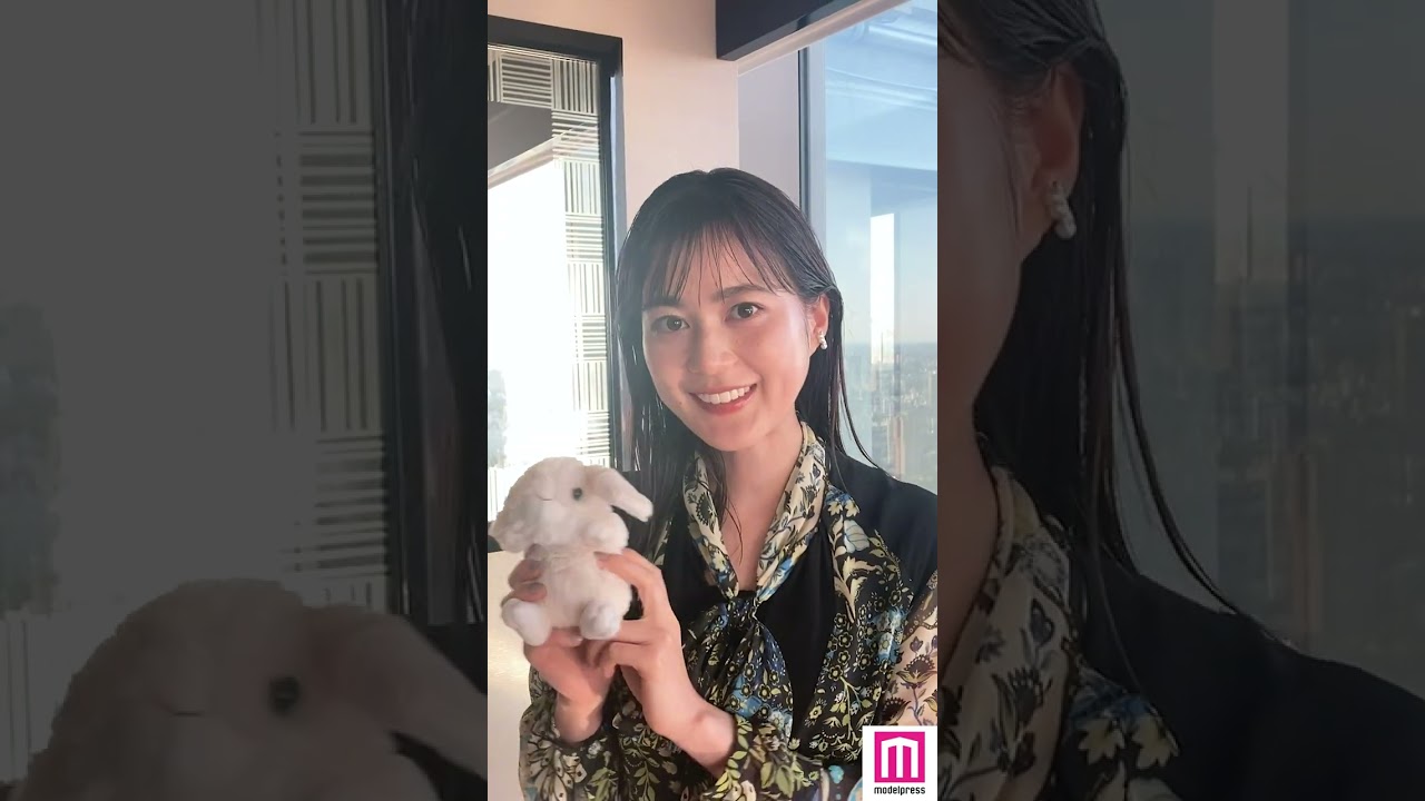 生田絵梨花 ブレスレット 2021年製　最終値下げ 写真）生田絵梨花＆齋藤飛鳥＆山下美月ら2021年“乃木坂46の顔”9