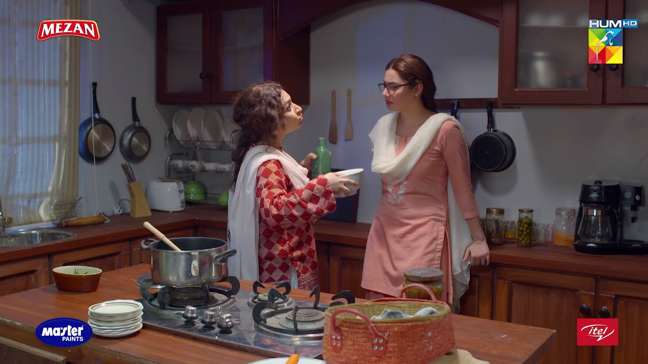 Mujhy Toh Bhooka Maar Deya Hai.. | Mahira Khan & Kubra Khan | Best Moment | 