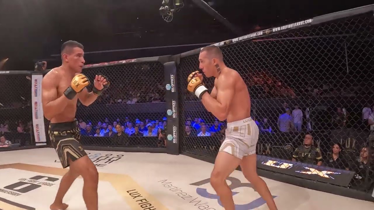 Lo que solo el referee escucha en una pelea de MMA | LUX Fight League