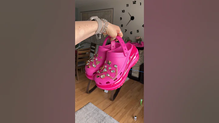 Crocs Mega Crush Clog               #crocs #clog #shopping #unboxing #crocsmegacrush