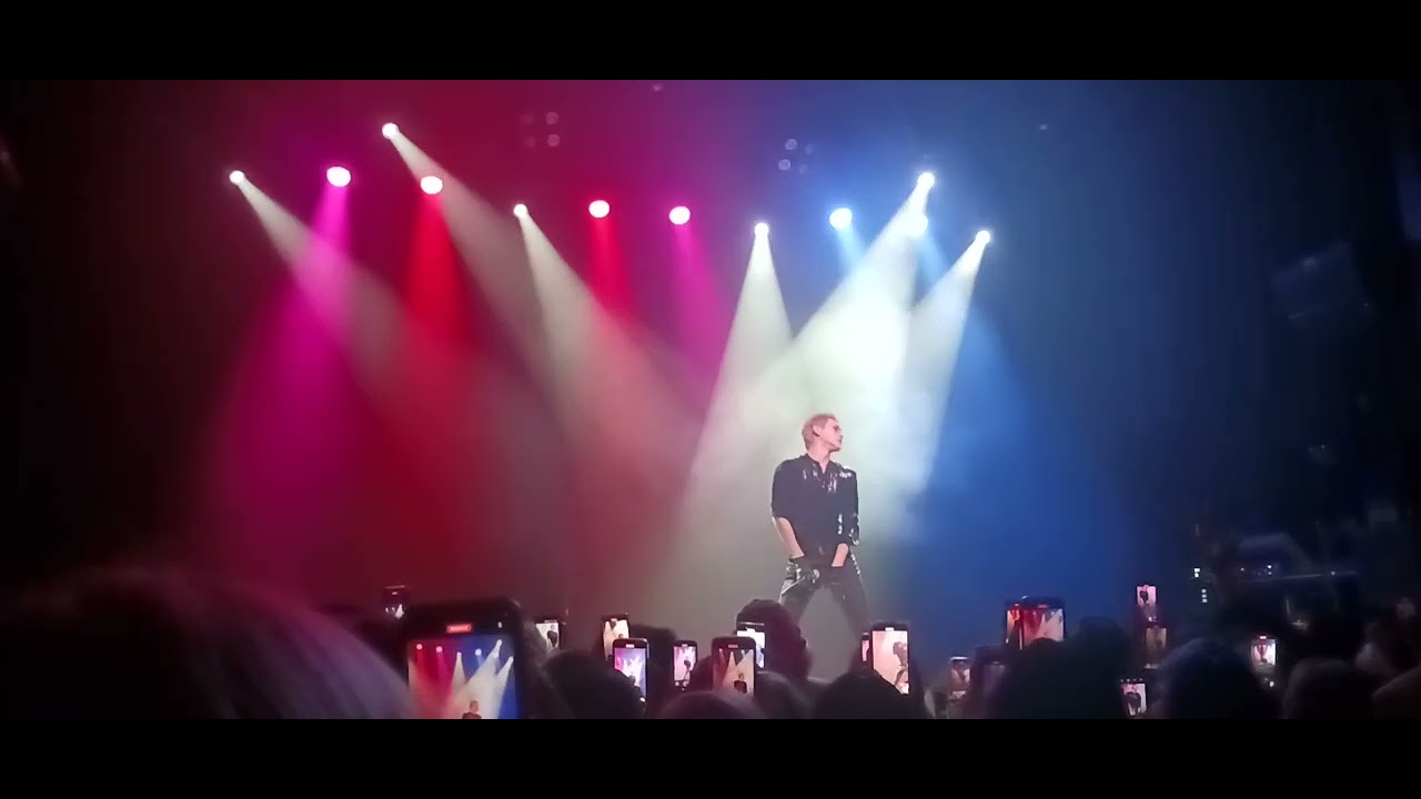 JUST B | BAIN SOLO STAGE | JUST ODD TOUR IN ST. LOUIS