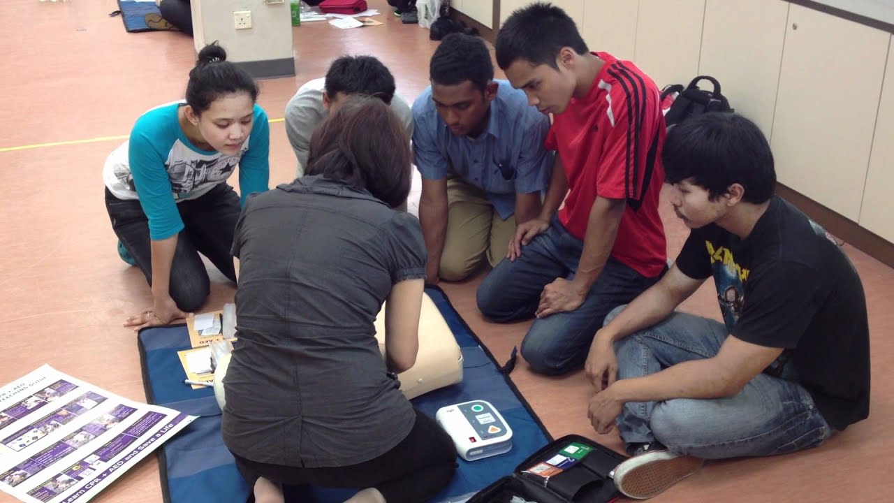 Total Defence Day 2012 Singapore Poly CPR + AED Training v2 YouTube