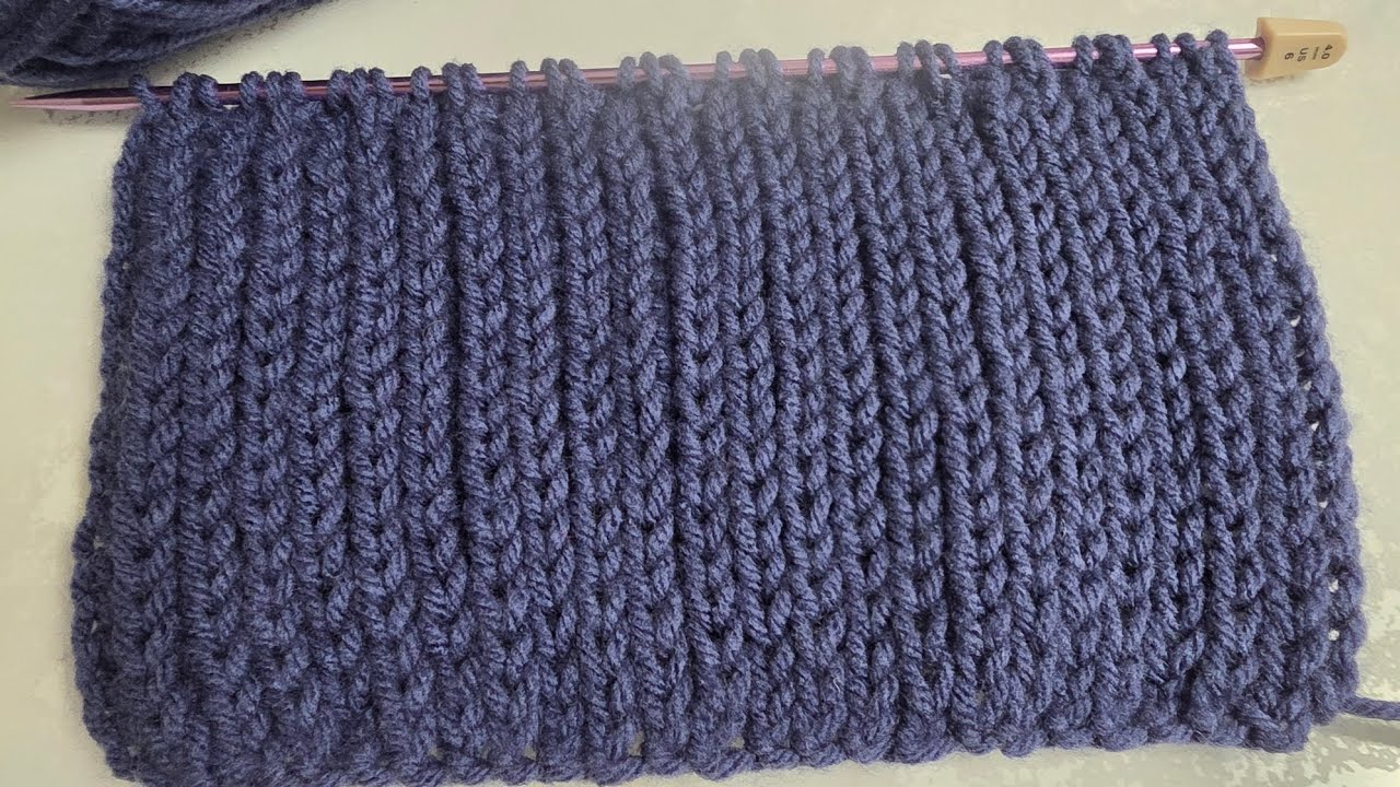 Garter stitch in two layers. Winter stitch.