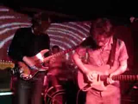 Trans - Dancing Shoes (Live @ The Windmill, Brixton, London, 07/12/13)