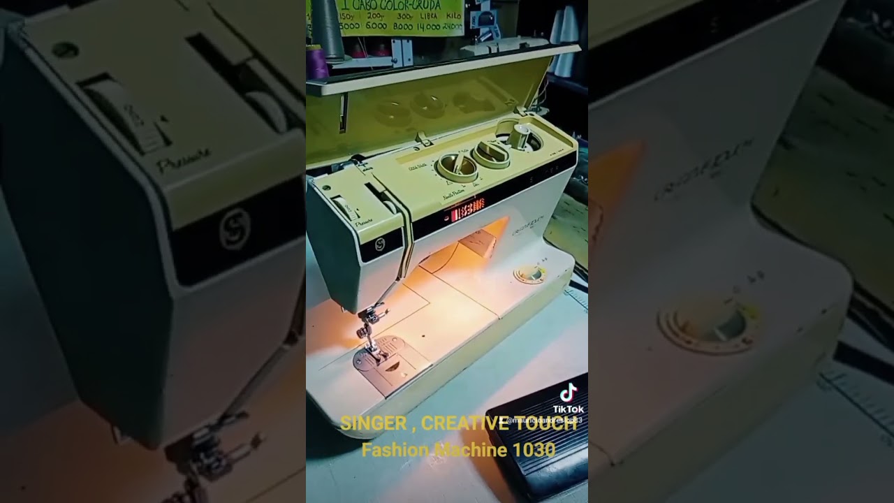 SINGER  CREATIVE TOUCH, Fashion Machine 1030
